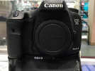 CANON EOS 7D MARK II BODY + BATTERY GRIP 16 BİN SHUTTER ÇOK TEMİZ FATURALI ALINMIŞTIR . 1 YIL GARANTİSİ DEVAM EDİYOR. 