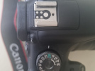 CANON EOS 2000D