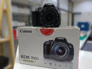 Canon 700D 18-250mm & 50mm lens